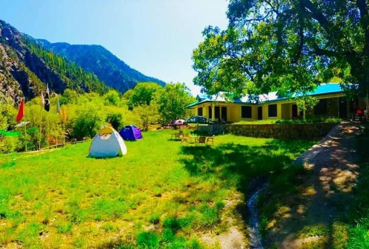 Chitral Inn Resort エクステリア 写真