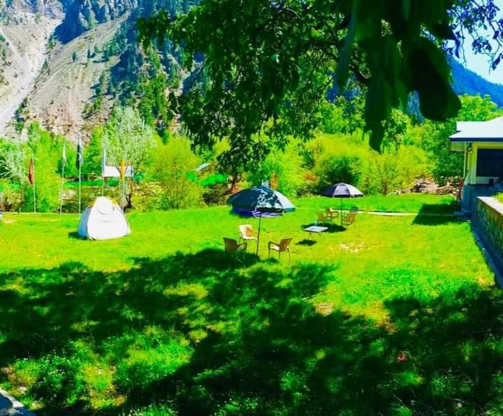 Chitral Inn Resort エクステリア 写真